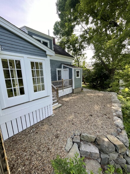 Building Photo - 155 Pepperrell Rd