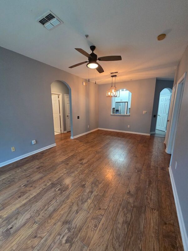 Building Photo - 584 Brantley Terrace Way