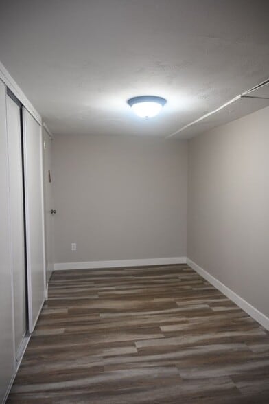 Building Photo - 3474 W San Carlos Dr