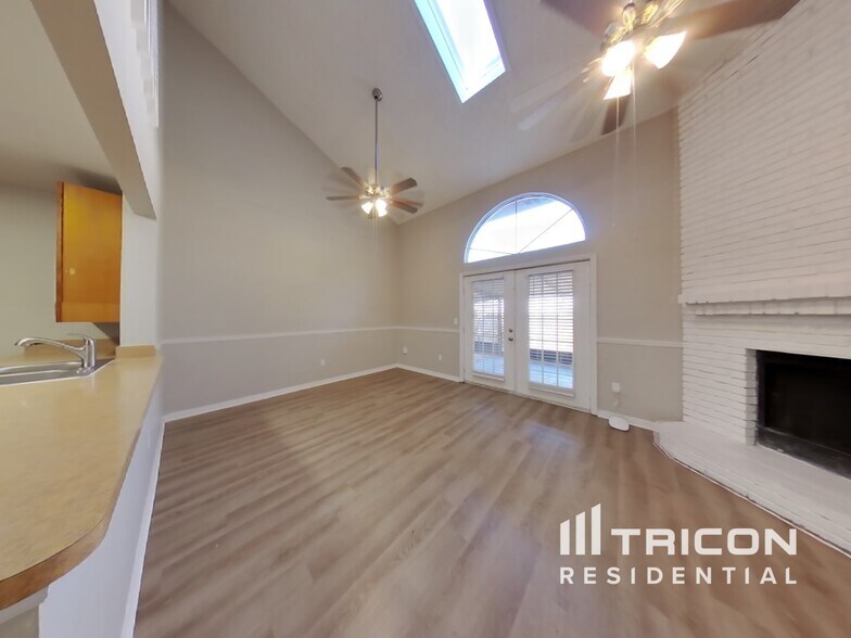 Building Photo - 6728 Magnolia Pointe Cir