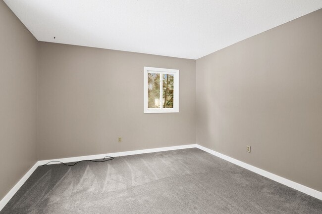 Building Photo - 3463 Blackwood Dr