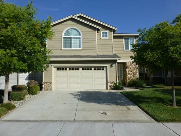 Building Photo - Coming Soon! Beautiful and Spacious 4 Bedr...