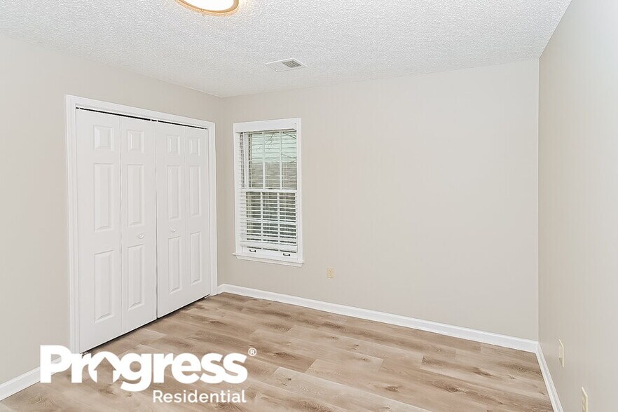 Building Photo - 4760 Harvest Knoll Cove N