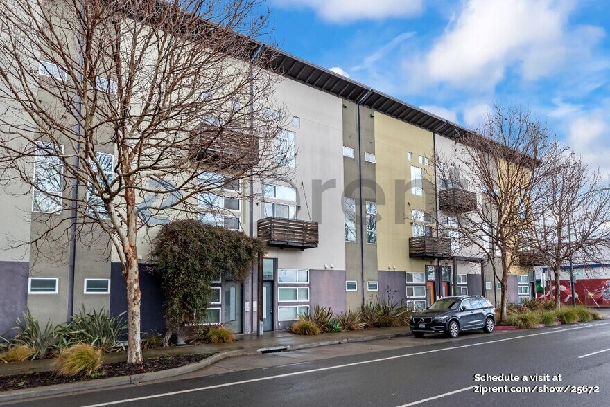 Building Photo - 2910 Mandela Pkwy