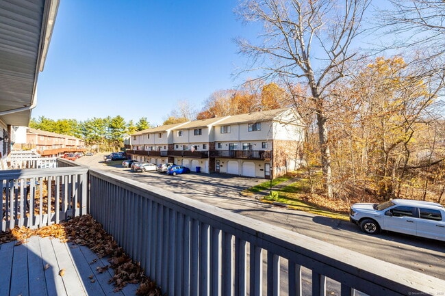 Building Photo - 665 Churchill Dr