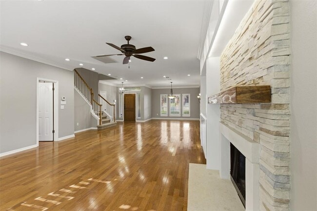 Building Photo - 5813 Miramonte Dr