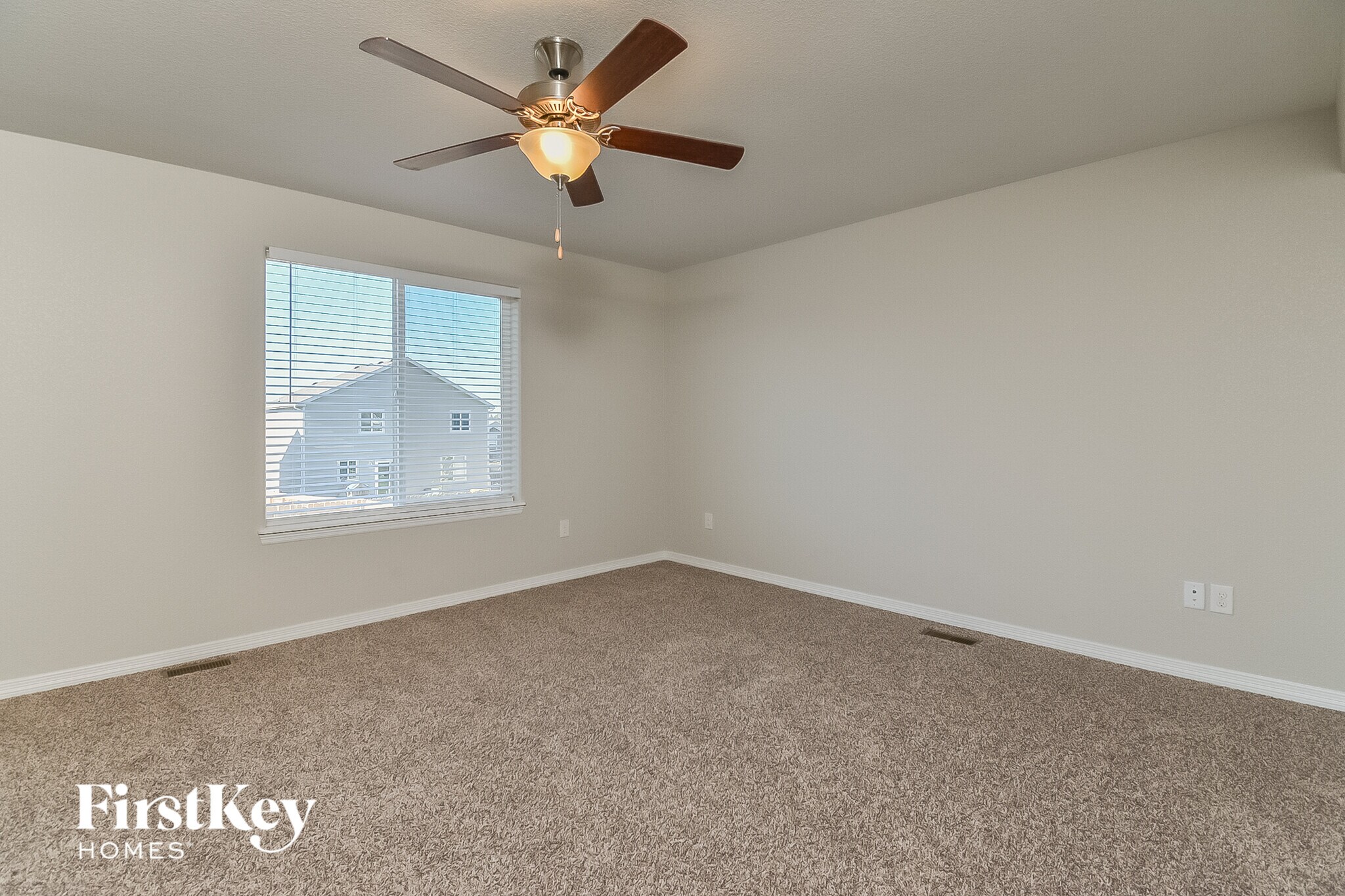 Building Photo - 10913 Nolin Dr