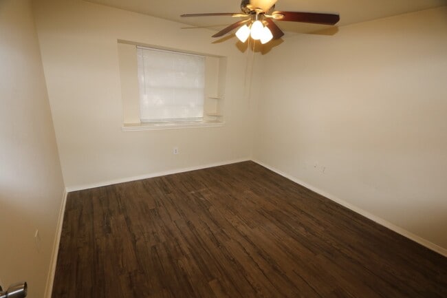 Building Photo - 1607 Chilton Ln