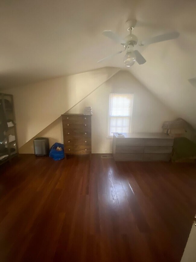 Building Photo - Cozy Cape Cod - Minutes to TBS (Quantico) over half an acre!