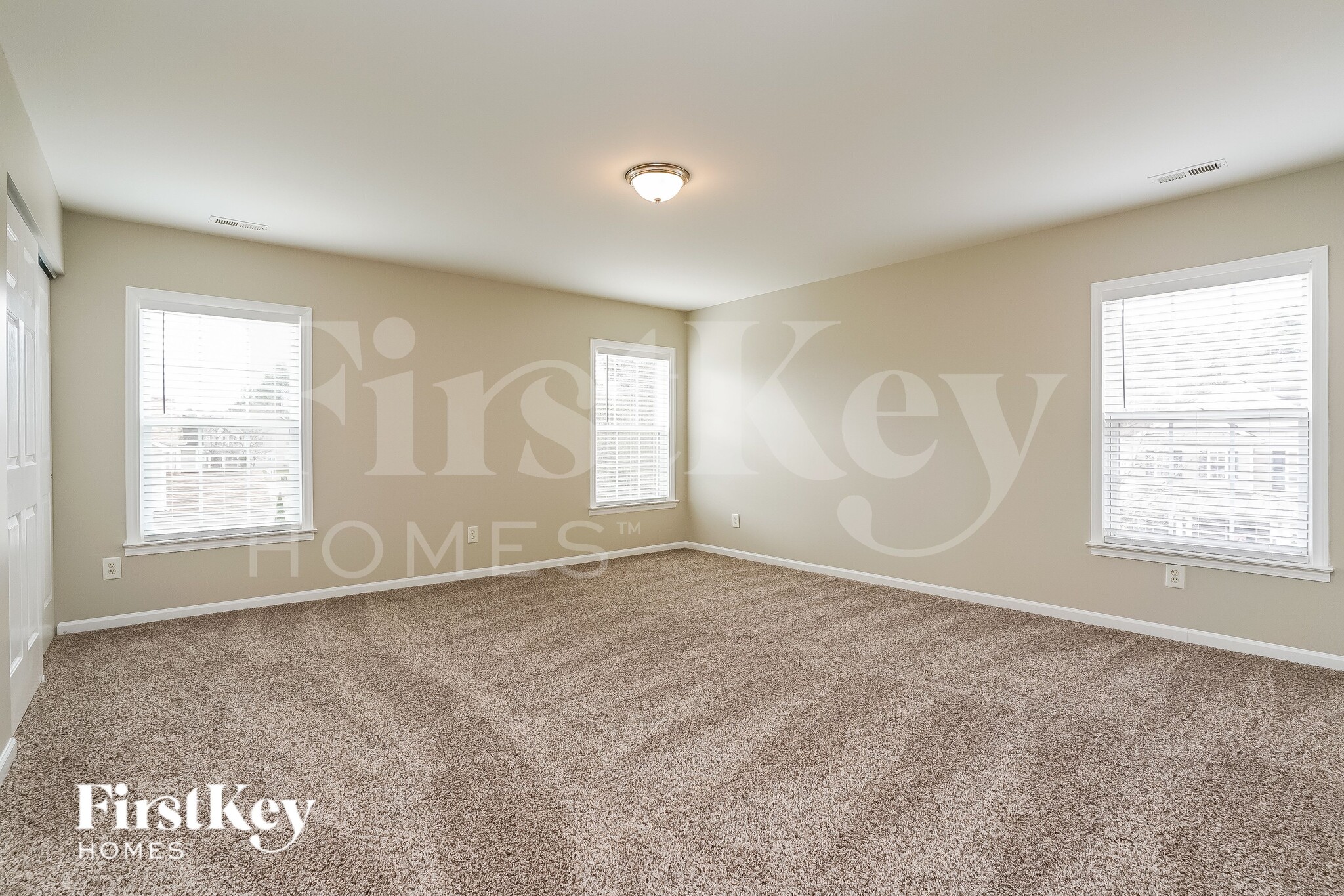 Building Photo - 2 Red Sage Ct