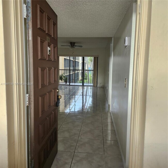 Building Photo - 8415 SW 107th Ave