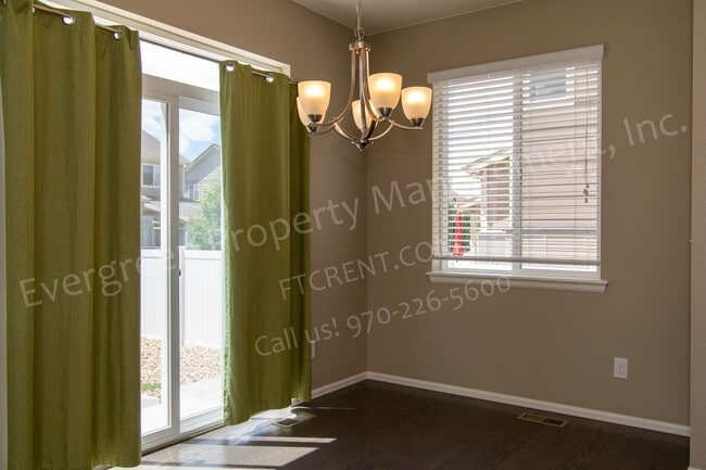 Building Photo - 436 Routt Dr