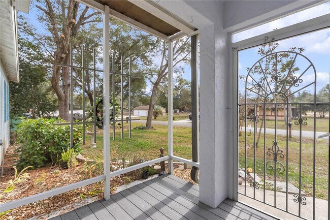 Building Photo - 20117 SW 83rd St