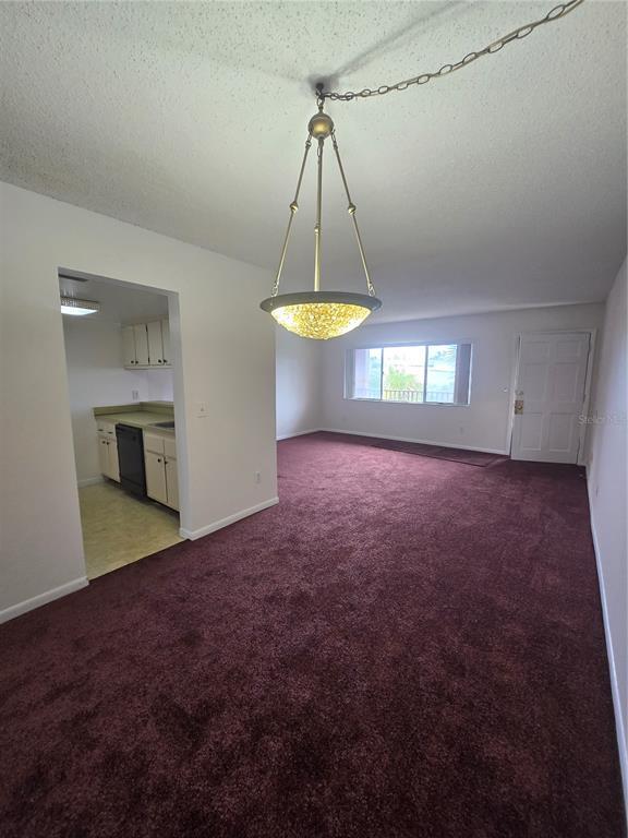 Building Photo - 2525 W Bay Dr