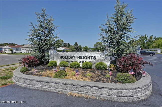 Building Photo - 53 Chesterfield Ln