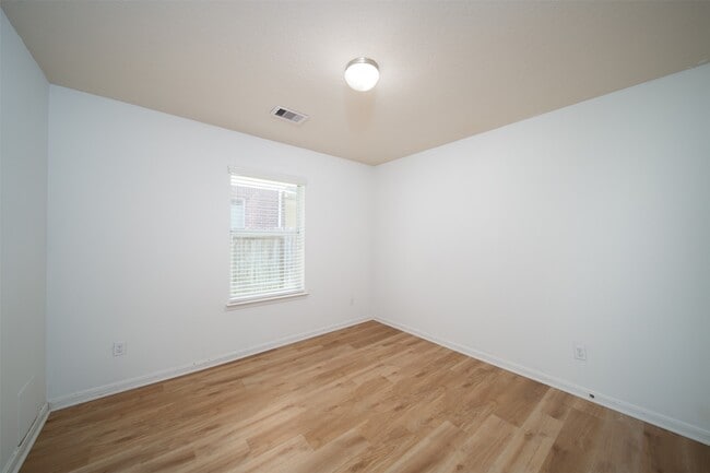 Building Photo - 5706 Rocky Trail Dr