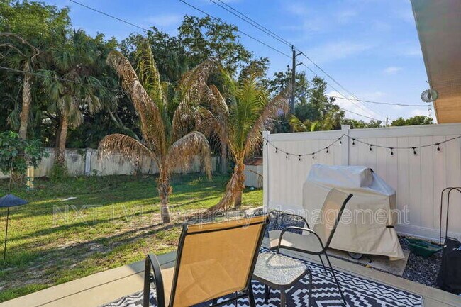 Building Photo - 8402 Matanzas Rd