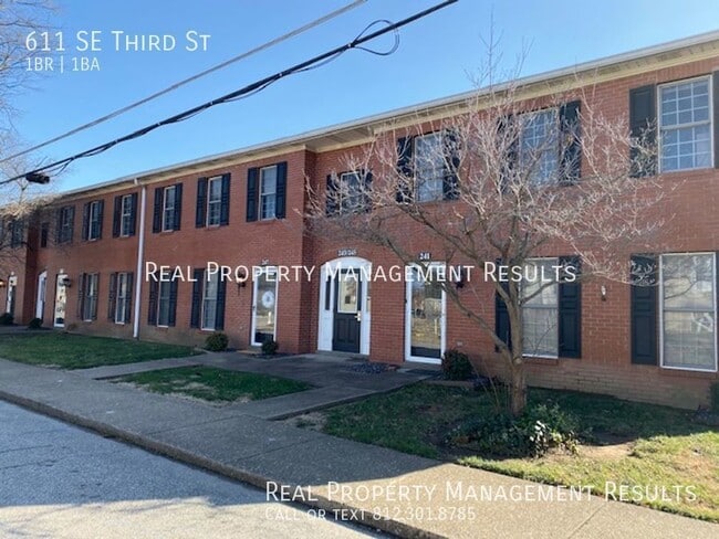 Primary Photo - 611 SE Third St-