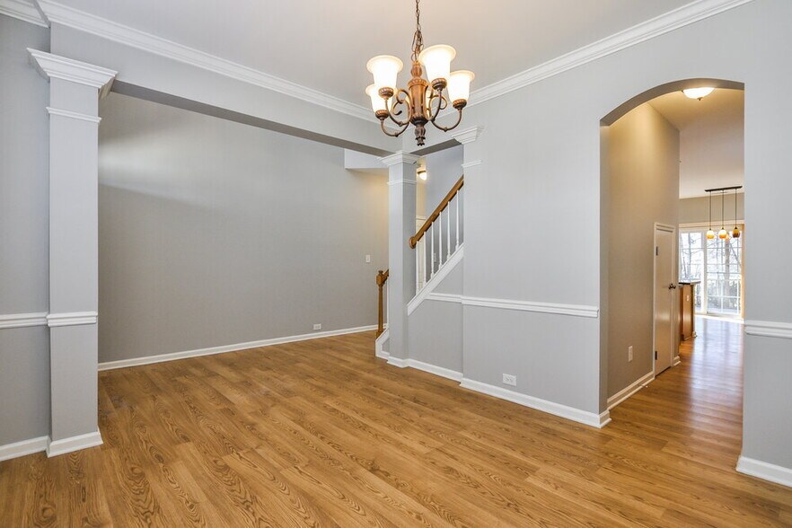 Building Photo - 650 Ashbrittle Dr