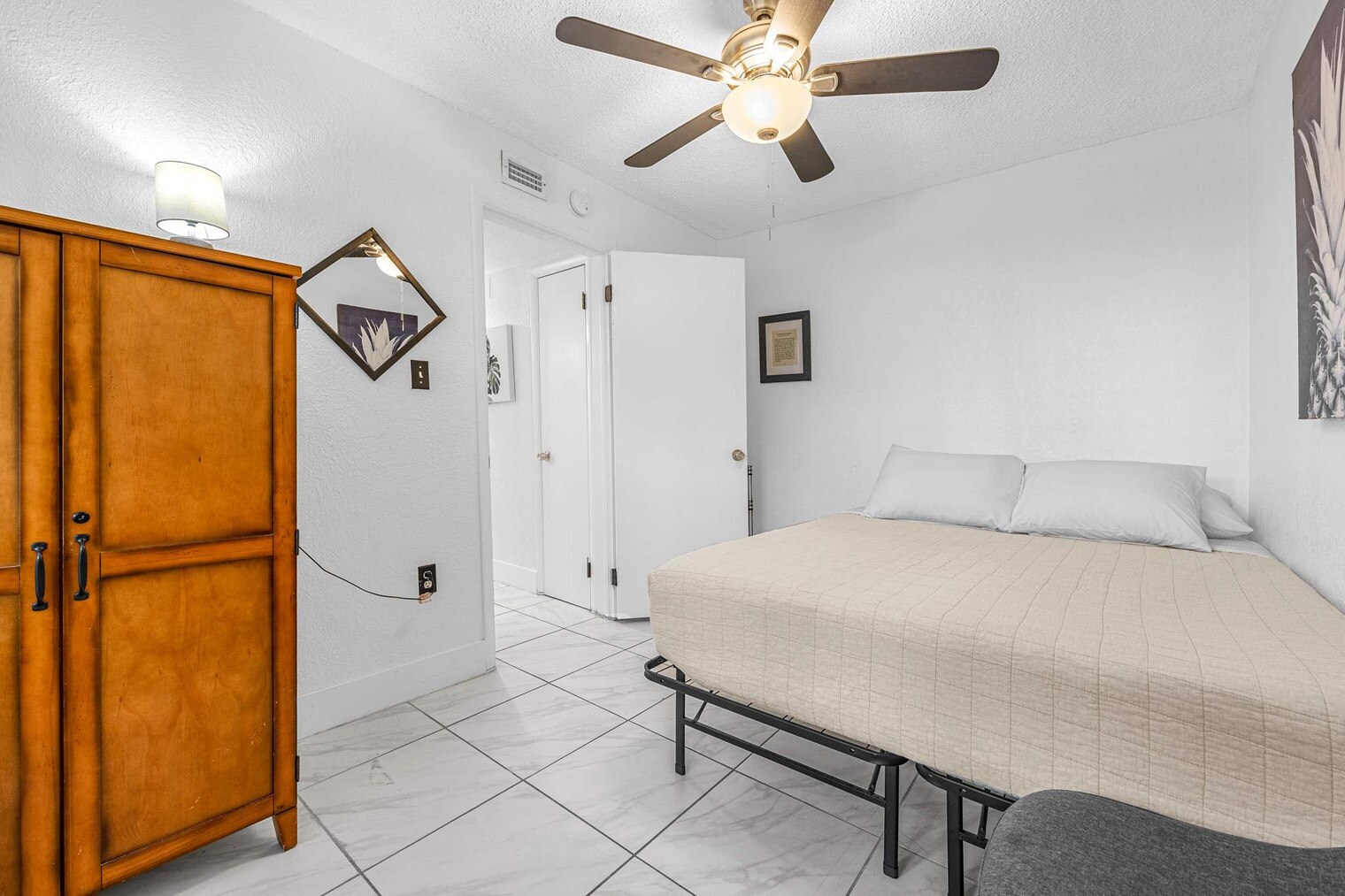 Building Photo - 3524 S Atlantic Ave