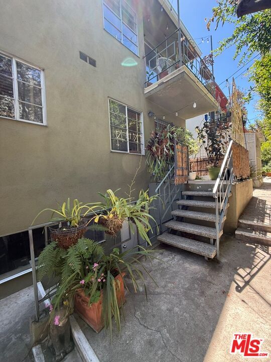 Building Photo - 4501 Finley Ave
