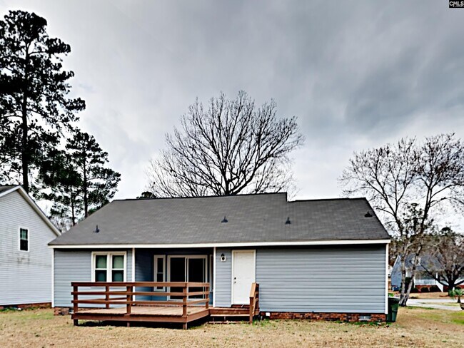 Building Photo - 709 Quail Hills Dr