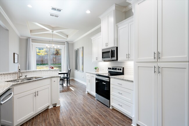 Building Photo - Coming Soon! Stunning 3 Bedroom 2 Bath Rental Near Lake Palestine! Bullard ISD!