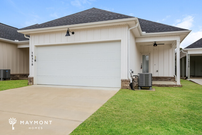 Building Photo - Spacious 3-Bedroom Home in Lamarche Cottages