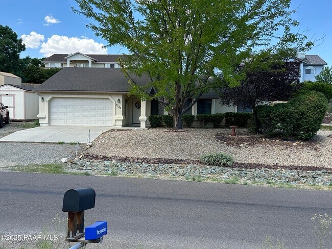 Primary Photo - 9120 E Swift Trail Dr