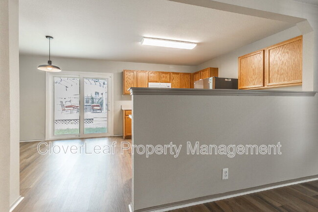 Building Photo - 12411 Penny Royale