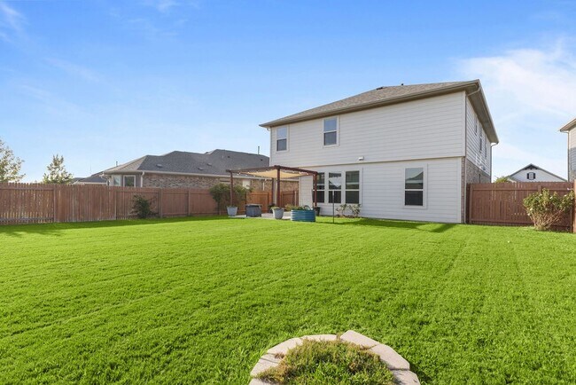 Building Photo - 5461 Vanner Path