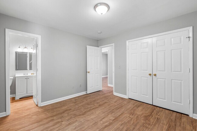 Building Photo - 1811 Cody Ave