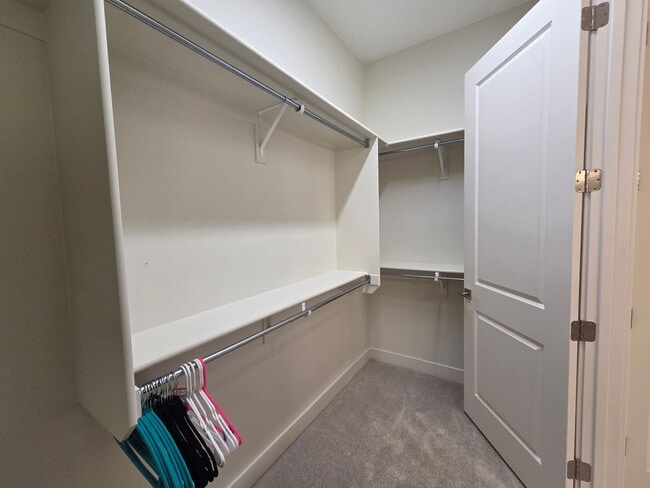 Building Photo - 1212 Hopewell Dr