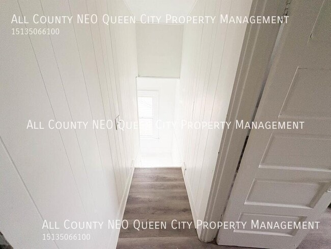 Building Photo - 225 Pleasant Ave