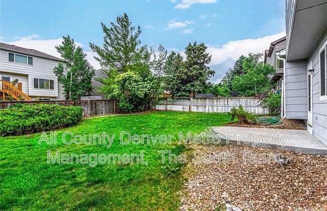 Building Photo - 10172 Woodrose Ln