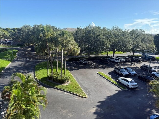 Building Photo - 1508 Whitehall Dr