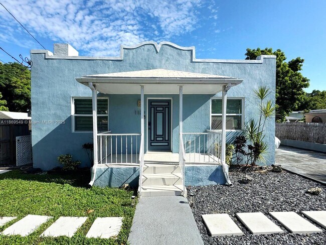 Building Photo - 1129 NW 30th St