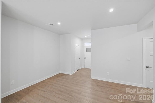 Building Photo - 6258 Ashton Pk Dr