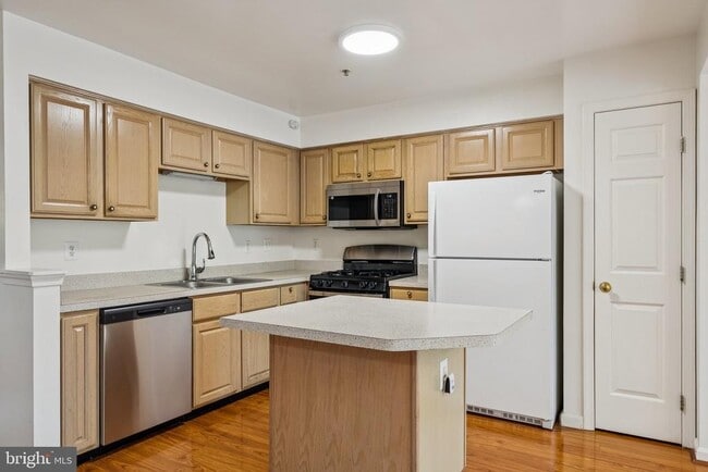 Building Photo - 13528 Hayworth Dr