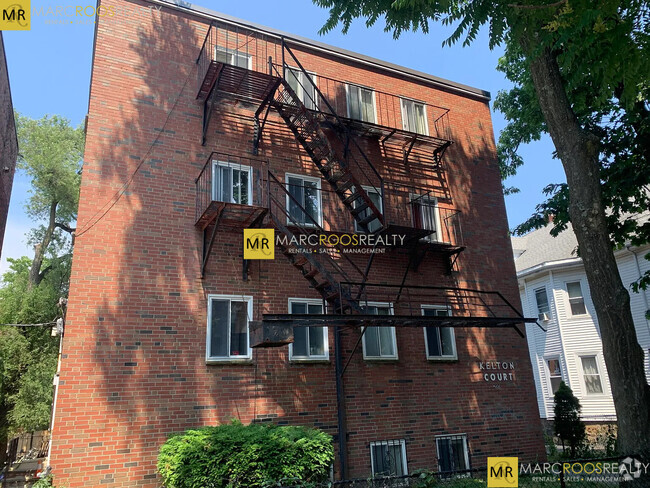 Building Photo - 200 Kelton St