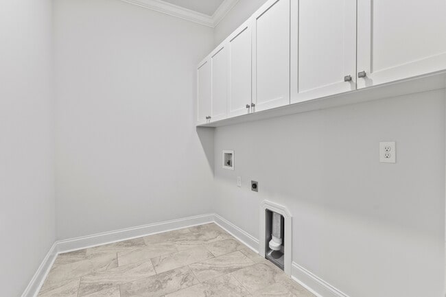 Building Photo - 2272 Pam Cir