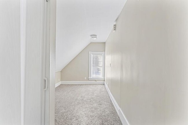 Building Photo - 71 Grand Ave