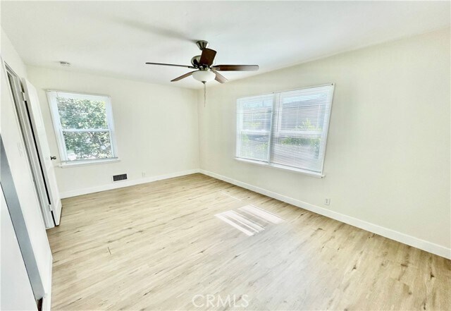 Building Photo - 10 W Longden Ave