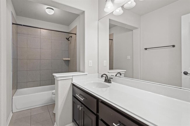 Building Photo - 104 San Matteo St