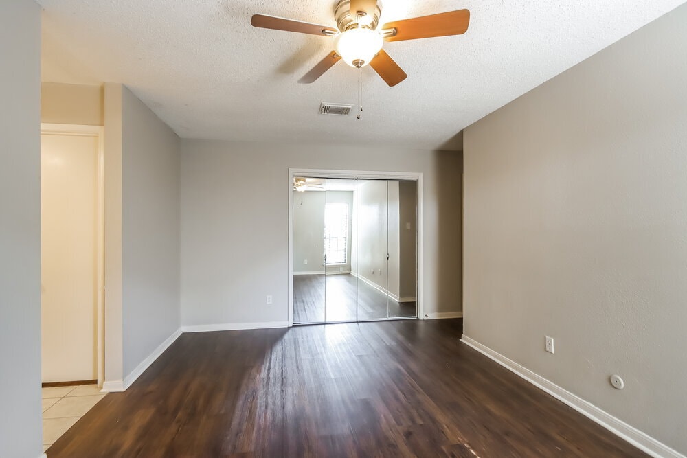 Building Photo - 18515 Denise Dale Ln