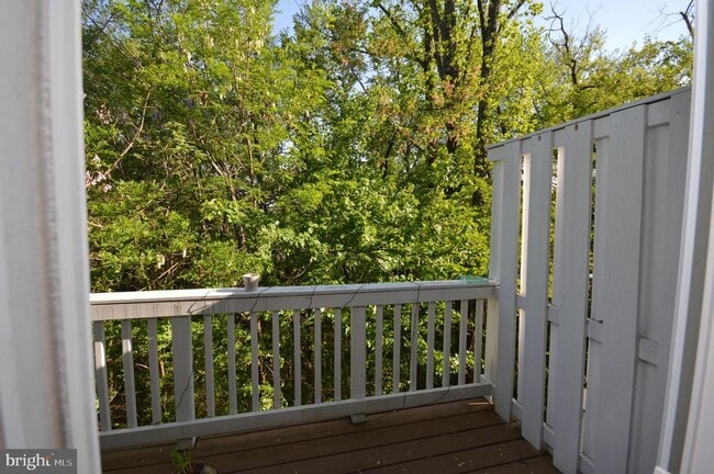 Building Photo - 1571 Renate Dr