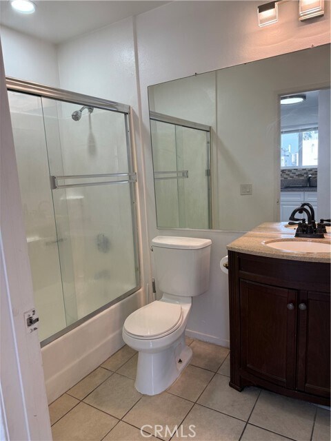 Building Photo - 10900 Blix St