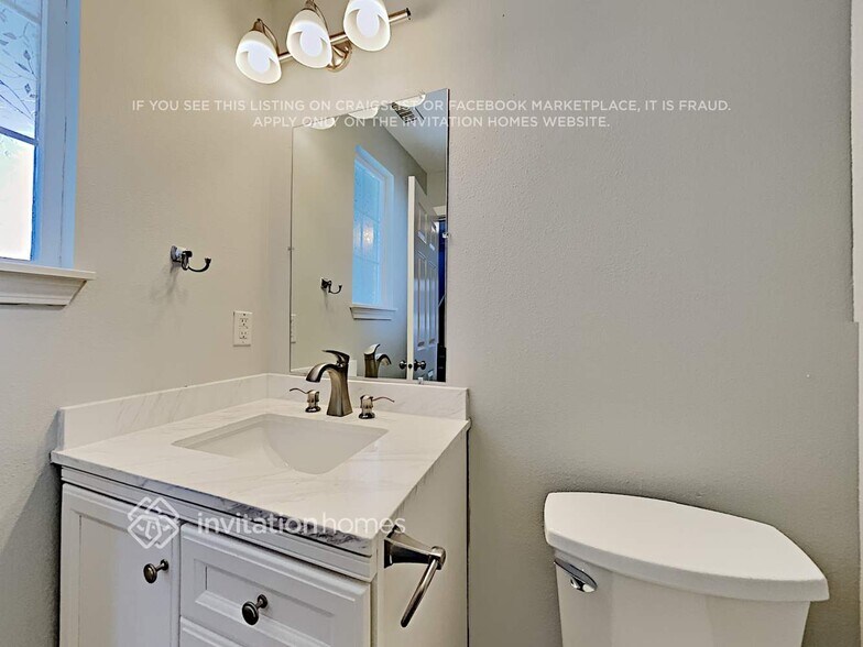 Building Photo - 17230 Ironwood St