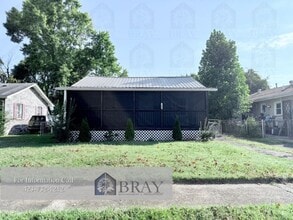 Building Photo - Modern 2-Bedroom Home with Screened Porch ...