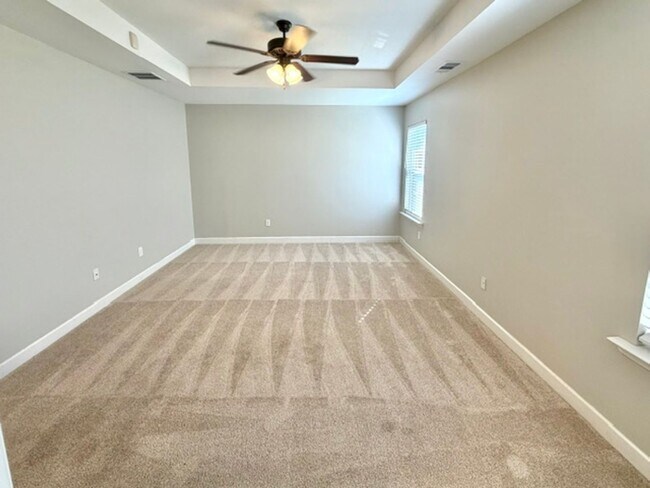 Building Photo - 5299 Ridgelaurel Terrace